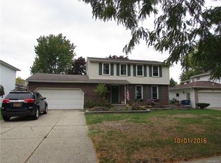 353 Vine Ln, Amherst, NY 14228