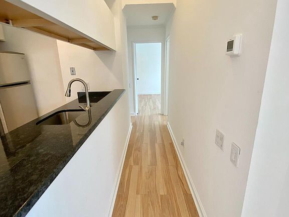 3rd image of 102-22 Church St #502
