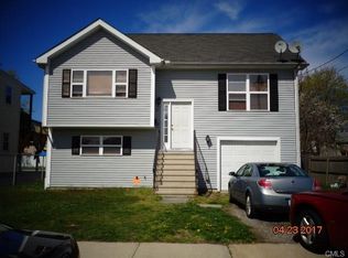 37 Trowel St, Bridgeport, CT 06607