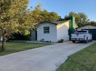 203 E Franklin Ave, Sublette, KS 67877