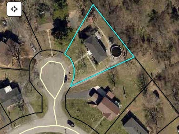 5th image of 133 Meadowbrook Ct