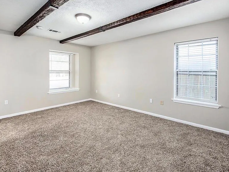 12510 Old River Dr — Photo 9