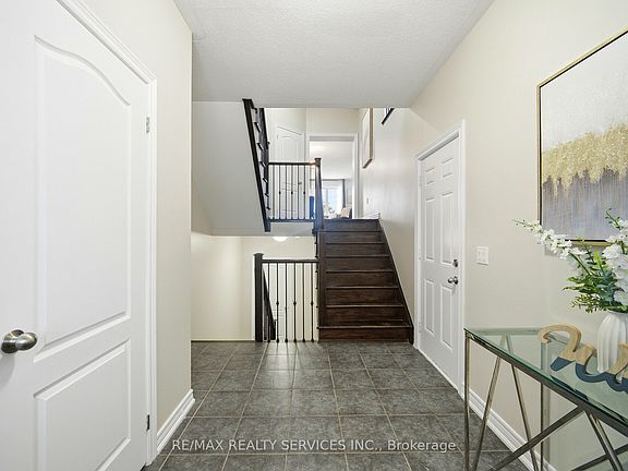 5th image of 82 Waterville Way