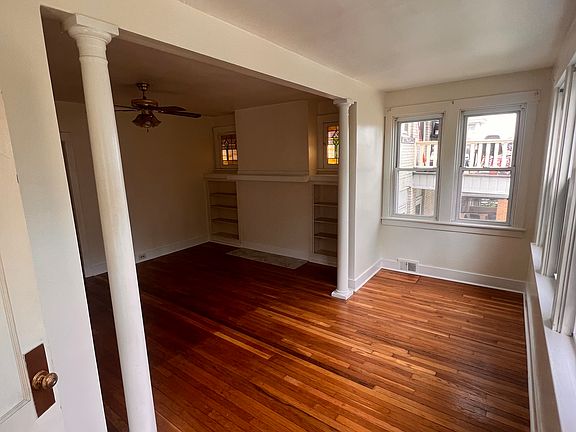 4th image of 1523 Dormont Ave #1