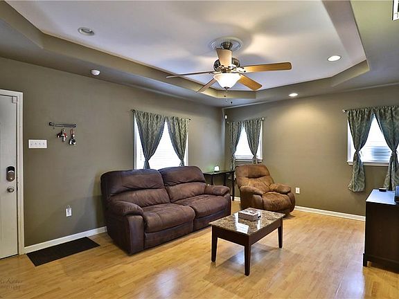 5th image of 2926 S 11th St