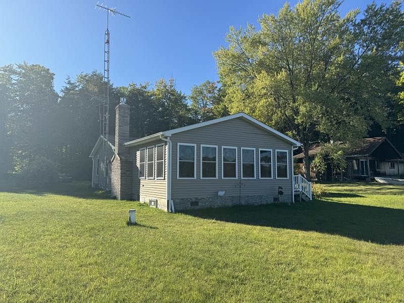 1st image of 6755 Kelley Dr