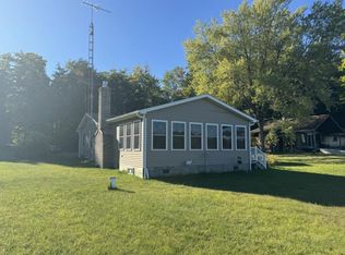 6755 Kelley Dr, Millersburg, MI 49759