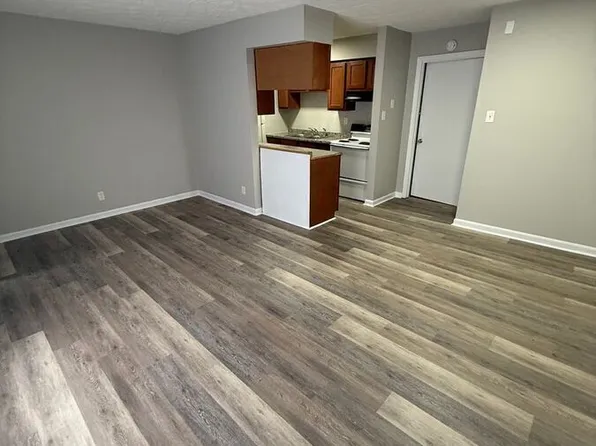 2021 Cambridge Dr #45, Lexington, KY 40504