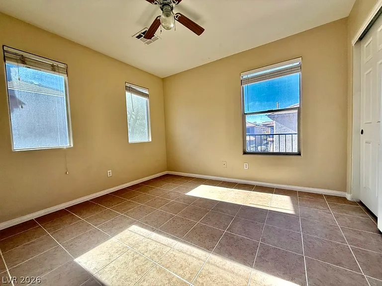 10256 Missouri Meadows St — Photo 13
