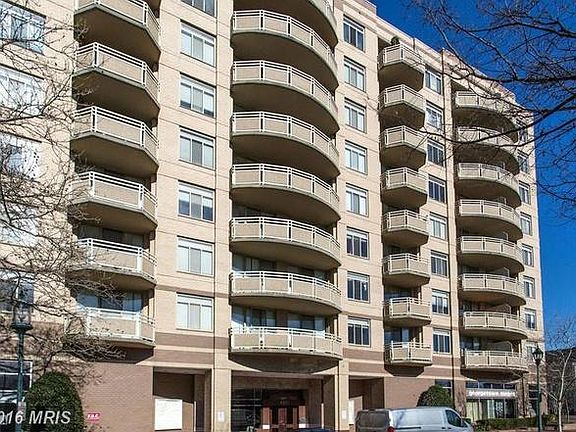 2nd image of 4801 Fairmont Ave APT 404