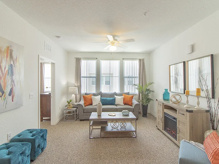 Amelia Court — Photo 11