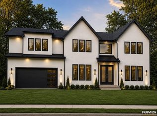 175 W Clinton Ave, Tenafly, NJ 07670