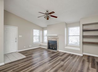 5304 Indio Cv APT D, Austin, TX 78745