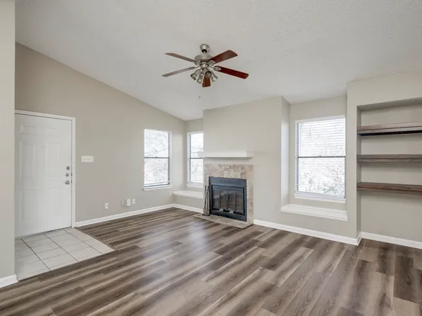 5304 Indio Cv APT D, Austin, TX 78745