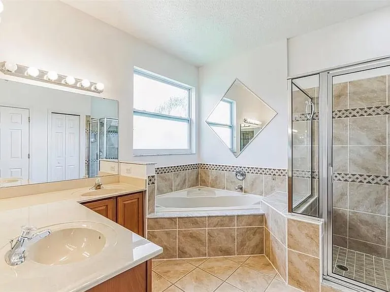 4901 Culdesac Ct — Photo 5