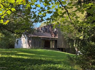 98 Eastwoods Rd, Pound Ridge, NY 10576