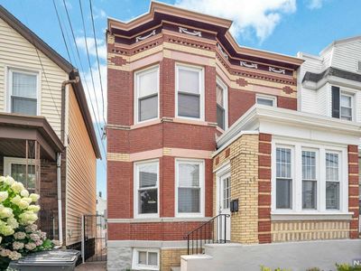 418 Hancock Pl, Fairview, NJ, 07022