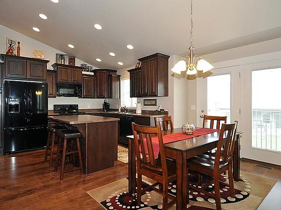 5th image of 1682 N Aspen Cir