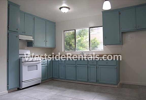 4th image of 6060 La Prada St APT 5