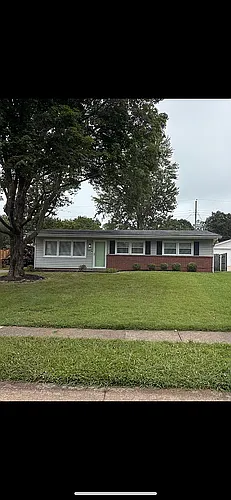 1807 Ashmoor Ln Photo 1