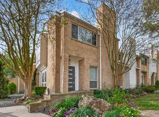 12625 Memorial Dr APT 94, Houston, TX 77024