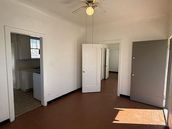 3rd image of 263 W 5th St
