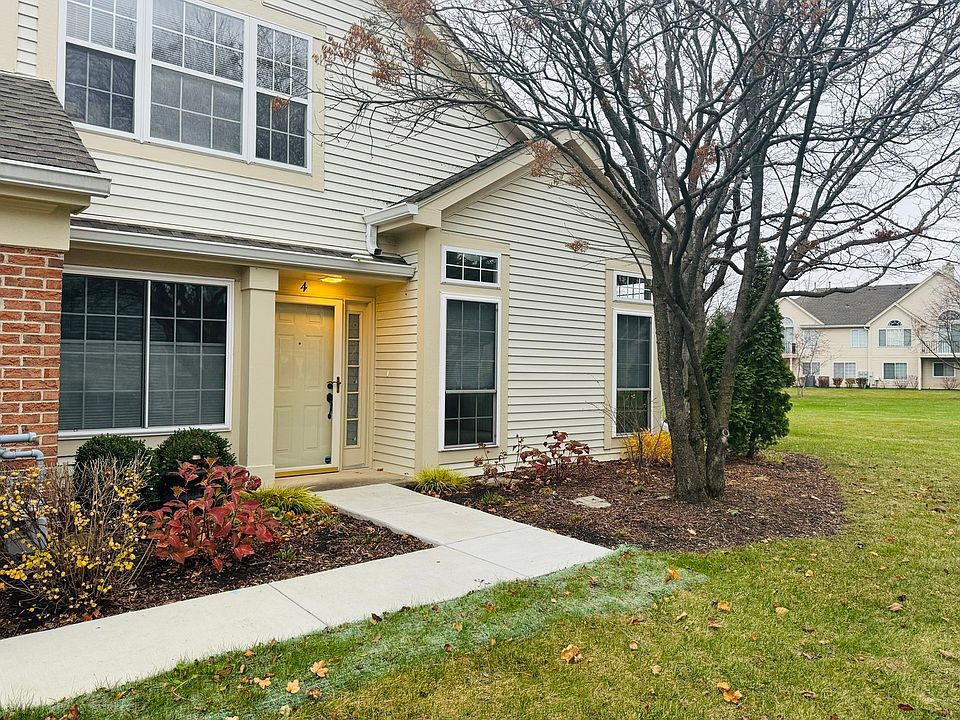 1st image of 449 Cromwell Cir Unit 4