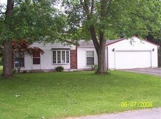 2404 Oakwood Ave, Valparaiso, IN 46383