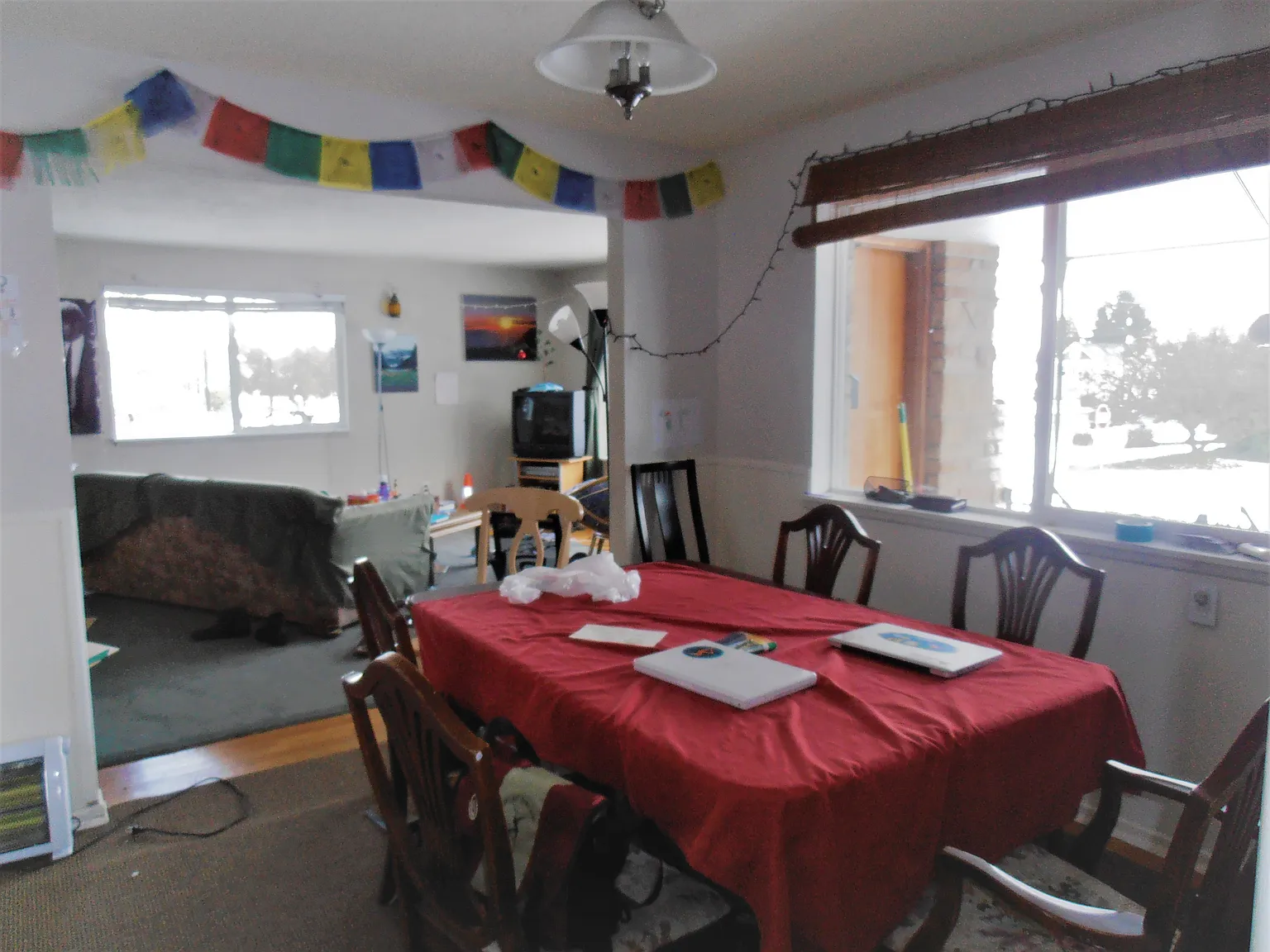 5 bed, 2.5 bath, 2500 sqft, $3,540 — Photo 4