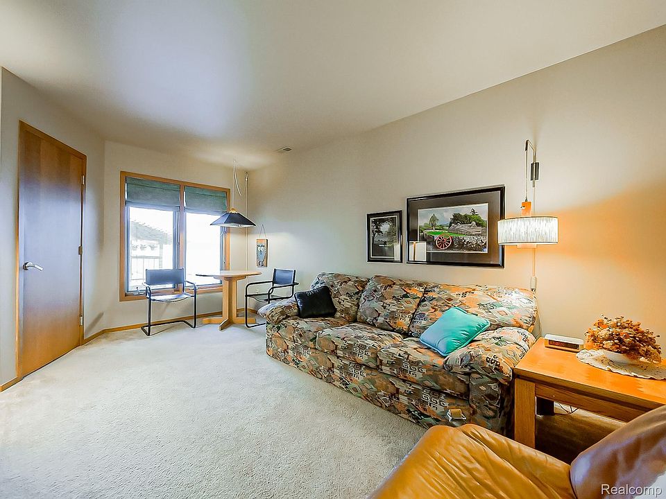 7830 Barnsbury Dr, photo 23