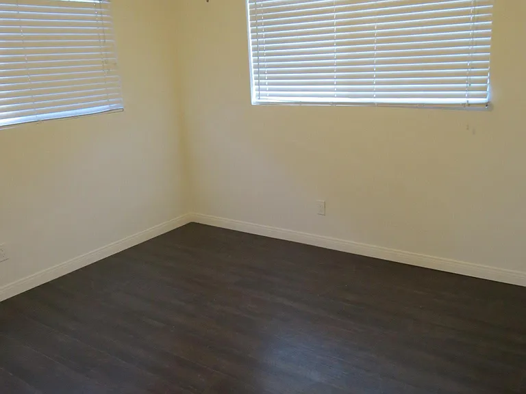 1815 Morrison St — Photo 24