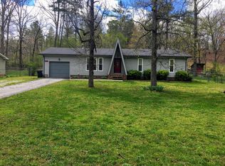 2204 Green Pond Rd, Soddy Daisy, TN 37379