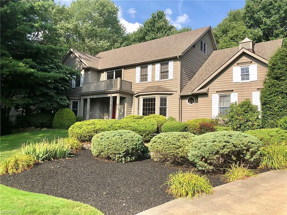 1st image of 30645 Stillwater Ln