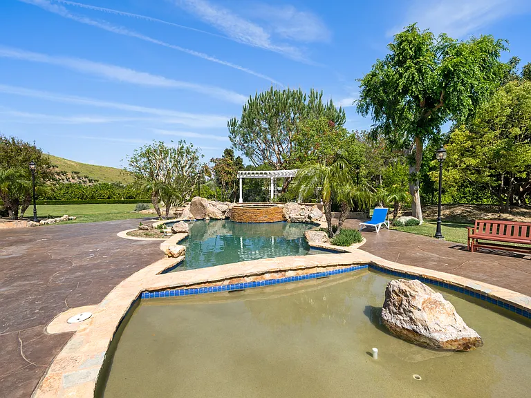 6952 Solano Verde Dr — Photo 35