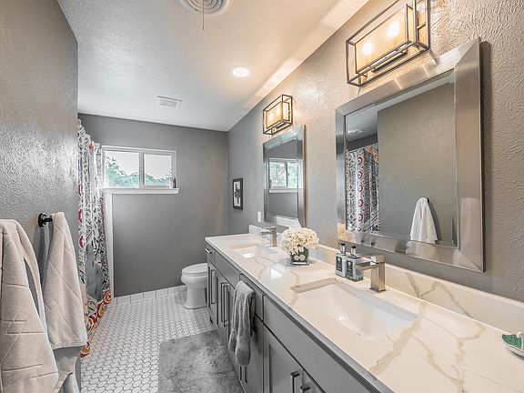 3rd image of 6409 Inca Rd