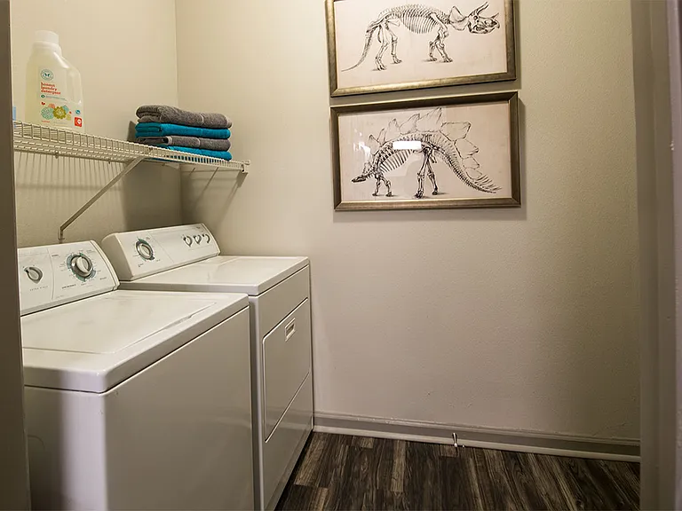 Apartment with In-Home Washer and Dryer.