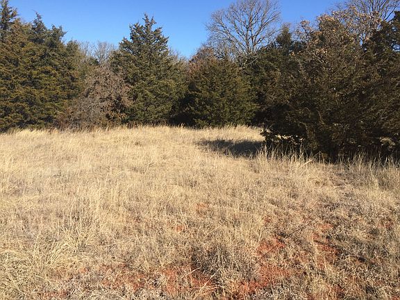2nd image of 1171 Canyon Run Dr