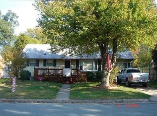 310 Cynthia Dr, Hampton, VA 23666