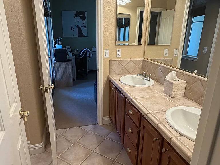 1721 Dornie Cir — Photo 7