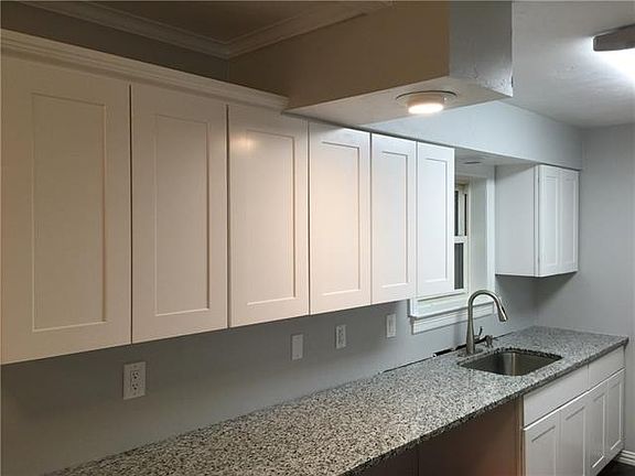 4th image of 4009 Ashville Dr