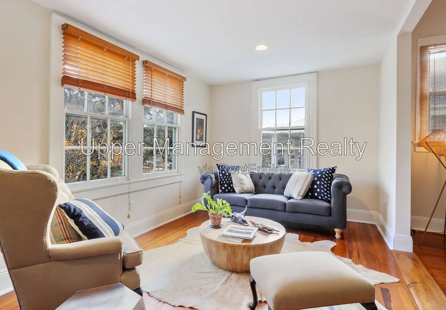 2 bed, 2.0 bath, 1100 sqft, $2,100 — Photo 2