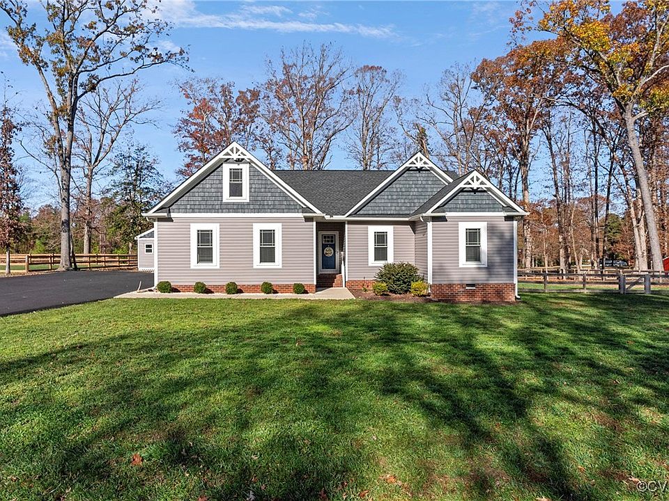 1st image of 3448 Horseshoe Dr