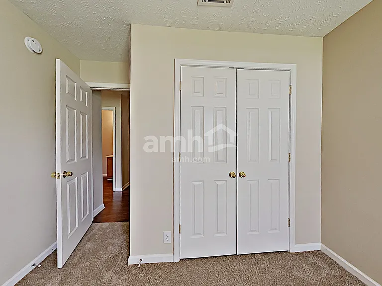 5507 Middlebury Dr — Photo 15