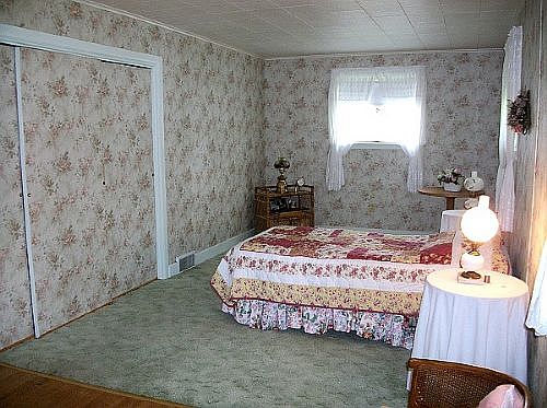4th image of 8908 Luick Ave