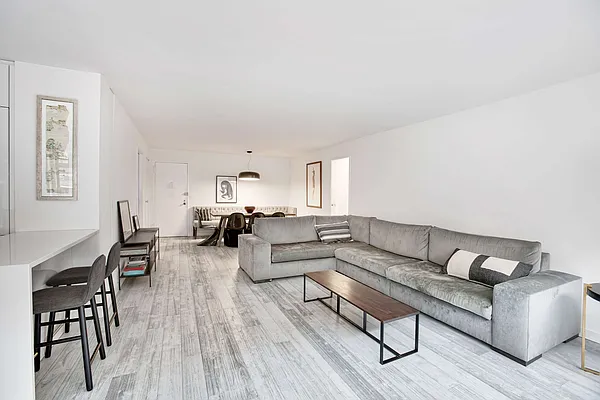 Sold by Compass | media 1