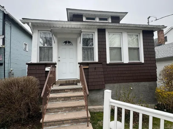21 Androvette Ave, Staten Island, NY 10312