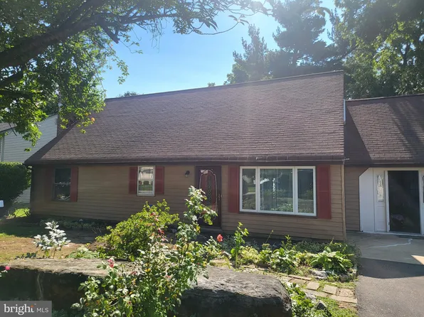32 Ross Rd, Wilmington, DE 19810