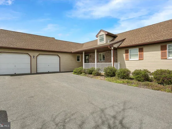 481 S Northkill Rd, Bernville, PA 19506