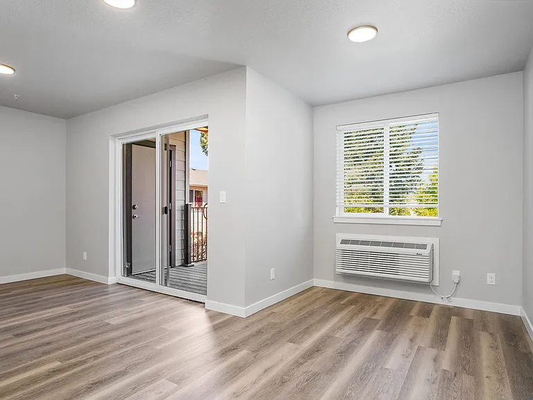 Fisher Park Apartments — Photo 58