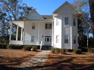 205 S Lewis St, Tabor City, NC 28463